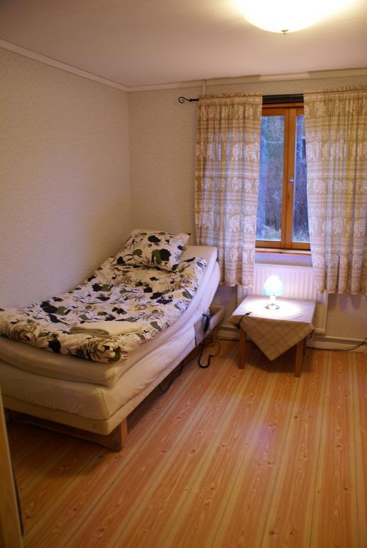 Mellangården Vandrerhjem Vasterbykil Rom bilde